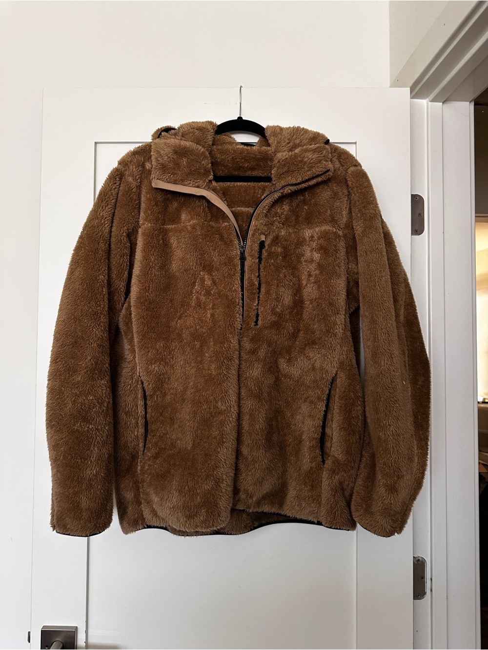 Uniqlo Plush Brown Teddy Fleece Jacket - Cozy Outdoor Layer